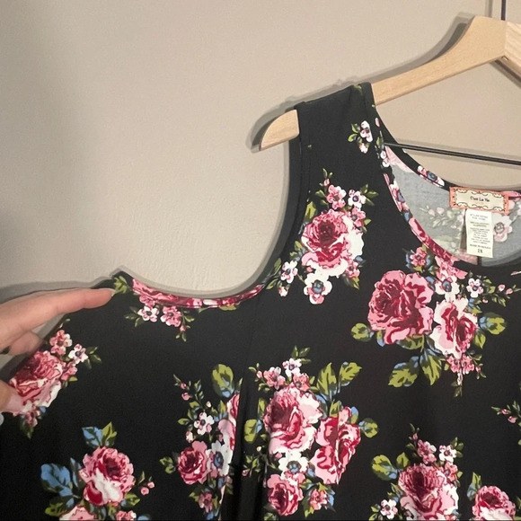 Women's Plus 2X C’est La Vie Floral Blouse Cold Shoulders Lace Soft - Picture 5 of 7